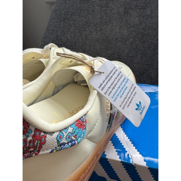Adidas Gazelle Indoor Liberty London Beige Floral JH7370 Mens 8.5 NEW - Picture 6 of 8